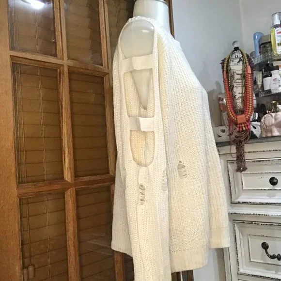 Almost New Distressed sweater w cutout on sleeves By Ten Sixty Sherman - Picture 2 of 3